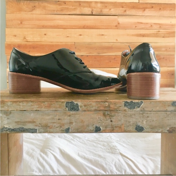 Louise et Cie Patent Leather Heeled Oxfords - Picture 3 of 7